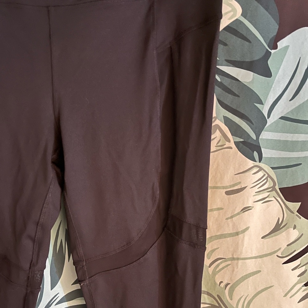 Mesh insert legging - Picture 2 of 5